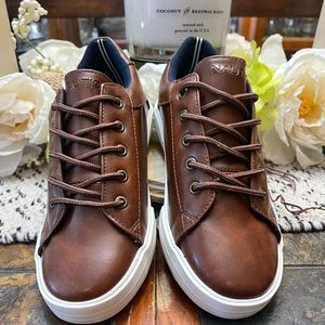 Nautica shoes size 4 never worn tobacco brown in color NWOT